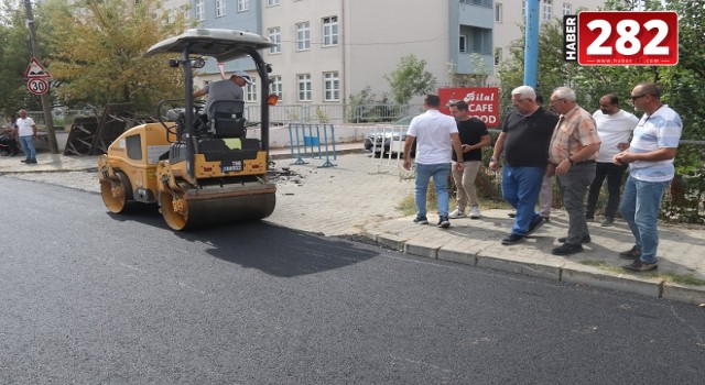 Ergene Belediye Başkanı Rasim Yüksel Asfalt Çalışmalarını Yerinde İnceledi