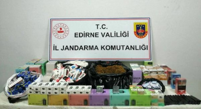 Edirne’de çok sayıda gümrük kaçağı malzeme ele geçirildi; 2 gözaltı