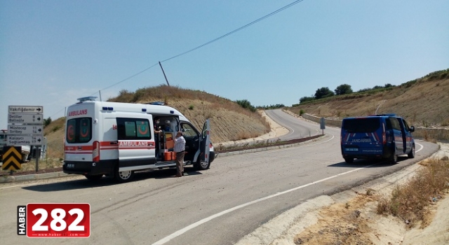 Malkara'da kamyonetle otomobil çarpıştı: 3 yaralı