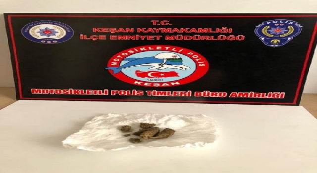 Edirne’de üzerinde uyuşturucu ele geçirilen şüpheliye gözaltı