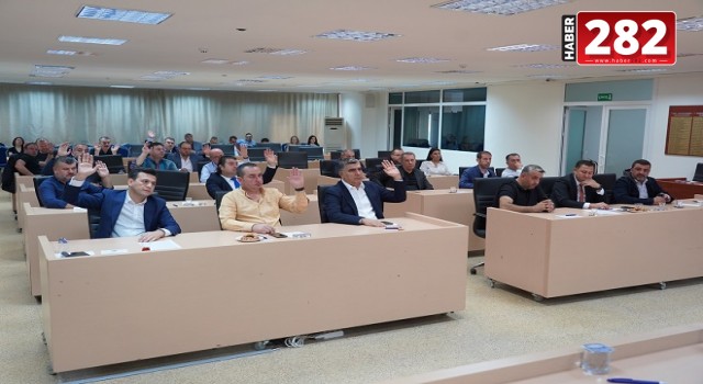 Meclis’te 2024 Yılı Bütçesi ve Ücret Tarifesi Görüşüldü