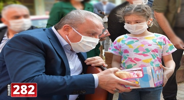 TBMM Başkanı Şentop'dan çocuklara bayram hediyesi