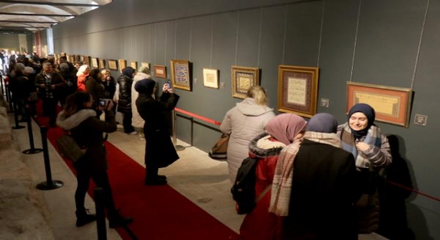 Edirne’de, ’Konuşan Yazılar’ hat sergisi ziyarete açıldı
