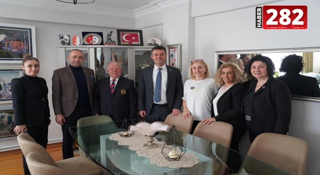 Başkan Sarıkurt’tan Şehit Aileleri ve Gazilere Ziyaret
