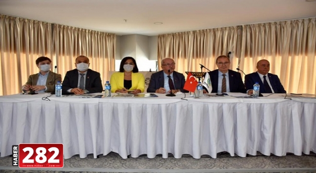 BAŞKAN KADİR ALBAYRAK SÜLEYMANPAŞA MUHTARLARI İLE BİR ARAYA GELDİ