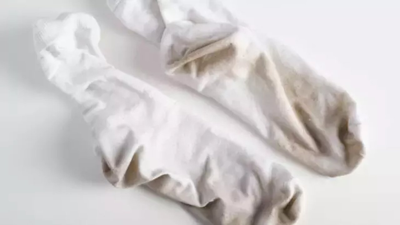 Kirli Beyaz Çoraplar Nasıl Beyazlaştırılır?
