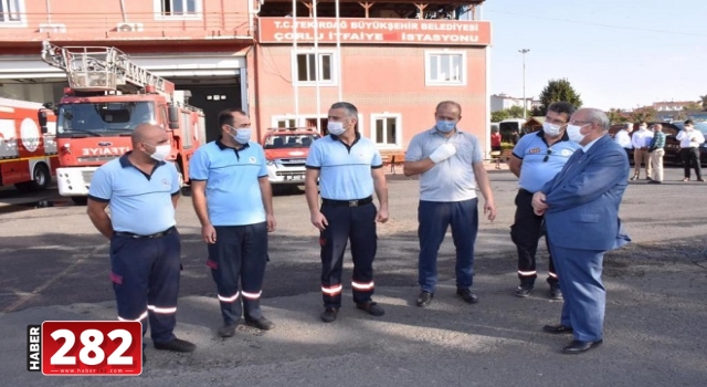 Başkan Kadir Albayrak’tan Kahraman İtfaiye Personeline Tebrik ve Geçmiş Olsun Ziyareti