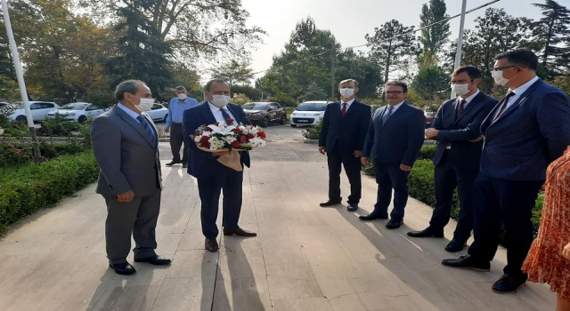 Kalyoncu’dan Tekirdağ Bağcılık Araştırma Enstitüsüne ziyaret