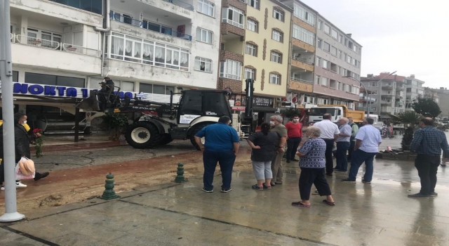 Tekirdağ’ın Marmaraereğlisi ilçesinde hortum etkili oldu