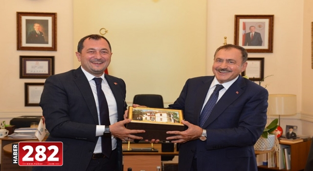 Eski Bakan Eroğlu Başkan Yüksel’i ziyaret etti