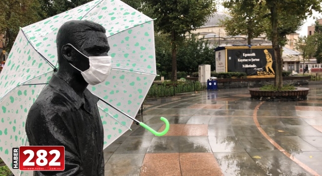 Çorlu’da sağanak hayatı olumsuz etkiledi