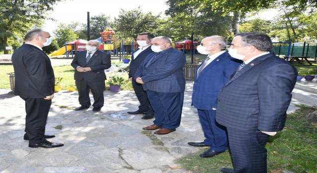 Edirne Valisi Canalp muhtarlarla bir araya geldi