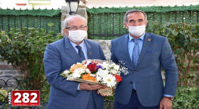 Başkan Kadir Albayrak Süleymanpaşa İlçesinde Mahalle Muhtarlarıyla Bir Araya Geldi