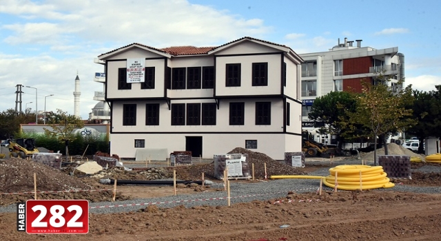 Çorlu'da Atatürk Evi'nde Çalışmalar Devam Ediyor