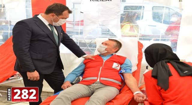 YÜKSEL ’DEN KIZILAY ‘A NLAMLI DESTEK