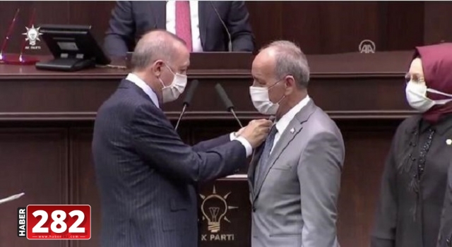 ATA’ YA ROZETİNİ BAŞKAN RECEP TAYYİP ERDOĞAN TAKTI