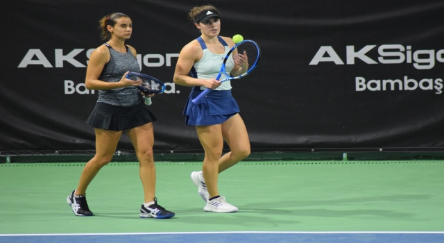 Melis Sezer, Aksigorta sponsorluğunda düzenlenen TED Cumhuriyet Kızları Tenis Turnuvası’nda finalde