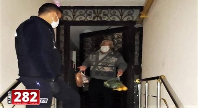 Zabıta ekipleri karantinadaki vatandaşların yardımına koşuyor
