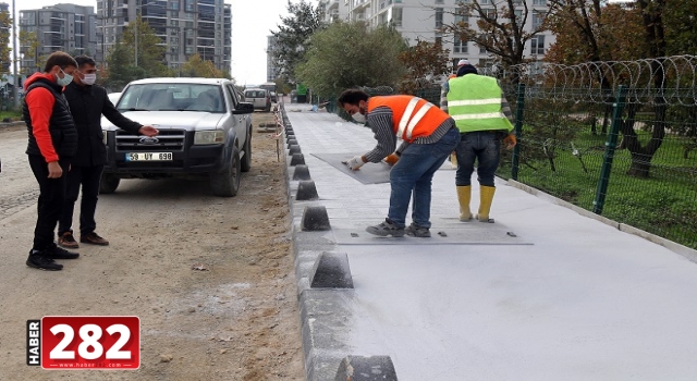 MELİSA SOKAK’TA BASKI BETON KALDIRIM YAPILIYOR