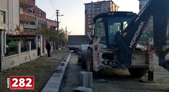 Kilit Taşı ve Kaldırım Çalışmaları Devam Ediyor