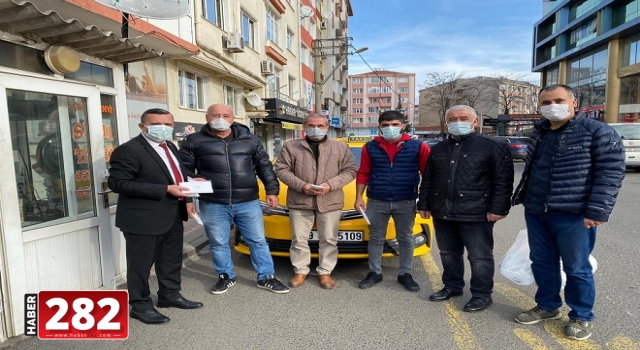 AK Parti Çorlu İlçe Başkanı Keskin, esnafı ziyaret ederek sorunlarını dinledi