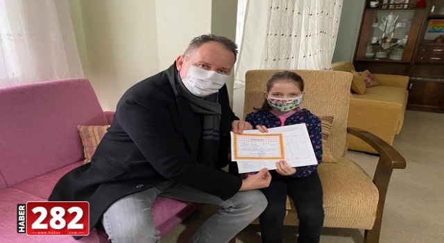 Tekirdağ’da Başarılı Kız Öğrencilere Karne Sürprizi!