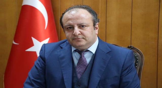 Edirne’de taşkında kemerleri kütüklerle tıkanma aşamasına gelen Fatih Köprüsü temizlendi