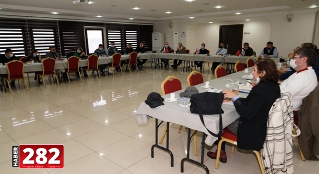 Başkan Sarıkurt Mahalle Muhtarları ile Bir Araya Geldi