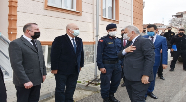 Tekirdağ Valisi Yıldırım şehit ailesini ziyaret etti