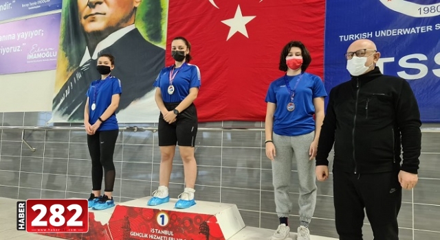 Su altından madalya yağdı