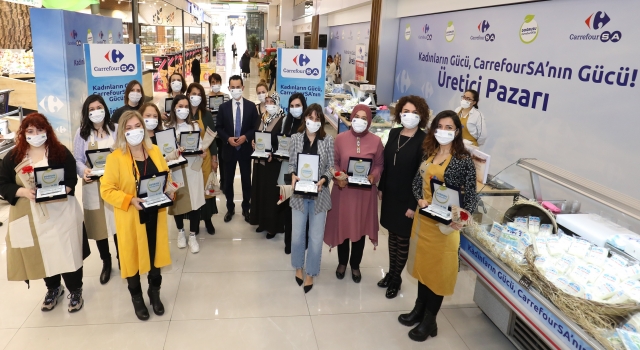 CarrefourSA, 8 Mart Dünya Kadınlar Günü’nü geleneksel ”Üretici Pazarı” ile kutladı