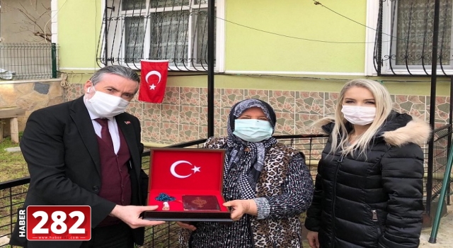 Başkan Yüksel’den anlamlı günde şehit ailesine ziyaret
