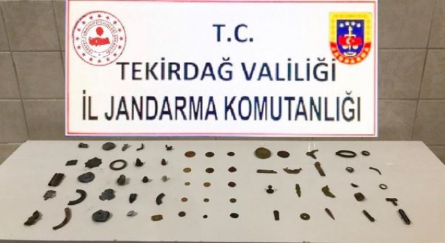 Tekirdağ’da tarihi eser niteliğinde 46 obje ve 16 sikke ele geçirildi
