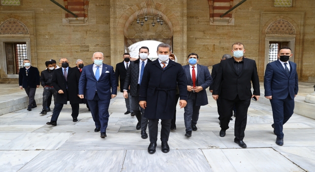 TDP Genel Başkanı Sarıgül, bazı emekli amirallerin açıklamasına tepki gösterdi: