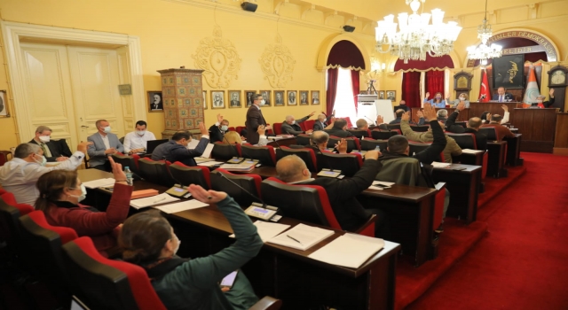 Edirne’de AK Parti’den ”Evcil Hayvan Mezarlığı” önergesi