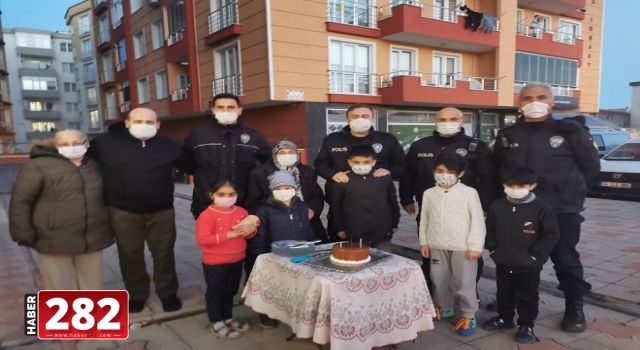 PASTA KESEREK KUTLADILAR