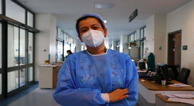 DOKTORLAR KOVİD19’LA SAVAŞI ANLATIYOR  ”En çok, hastalarımızı solunum cihazına bağlarken üzülüyorum”