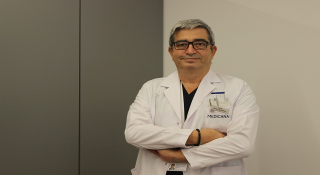 Medicana ”Enfeksiyon Hastalıkları”ndan  ”tam kapanma şart” uyarısı