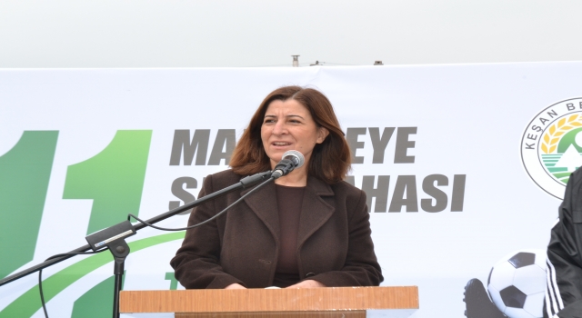 AK Partili Aksal ”aşıya karşı çığırtkanlık yapan gruplara aldanmayın” açıklamasında bulundu