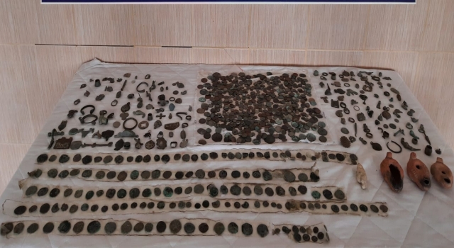 Tekirdağ’da tarihi eser niteliğinde  789 sikke ve 164 obje ele geçirildi