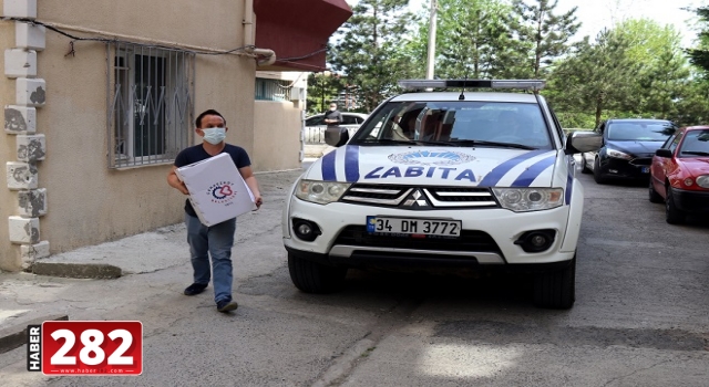 KOMŞU PAKETLER, İHTİYAÇ SAHİPLERİNE TESLİM EDİLİYOR