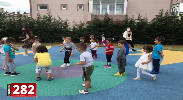 Öğrenciler Beren Bebek Oyun Evinde Hem Eğleniyor Hem Öğreniyor