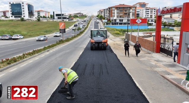 YOL YAPIM ÇALIŞMALARI ARALIKSIZ DEVAM EDİYOR