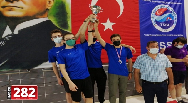Süleymanpaşalı sporcular sualtına damga vurdu