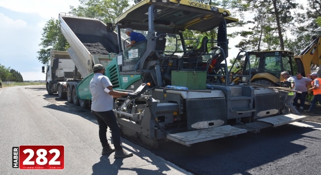 Büyükşehir Belediyesi Yol Yapım ve Onarım Çalışmalarına Devam Ediyor