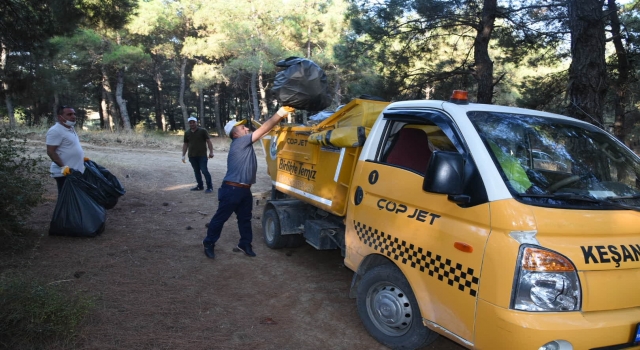 Keşan’da ormandan 10 kamyon çöp toplandı