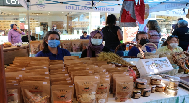 Edirneli üretici kadınlar selzedelere destek için kermes düzenledi