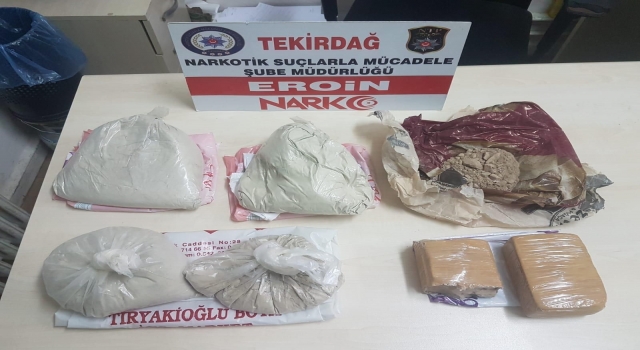 Tekirdağ’da 4 kilogram eroin ile 11 ruhsatsız silah ele geçirildi