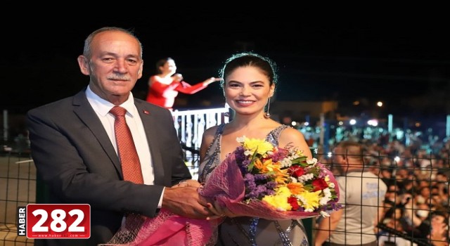 MARMARAEREĞLİSİ BELEDİYESİ ‘YAZ ŞENLİĞİ’NDE SİBEL CAN COŞKUSU