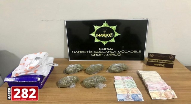 Tekirdağ'da bir takside 400 gram sentetik uyuşturucu ele geçirildi